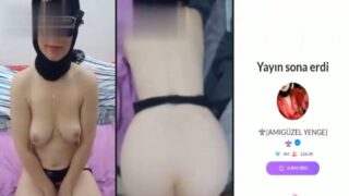 Dostuyla seks hayatını canlı yayına çekiyor